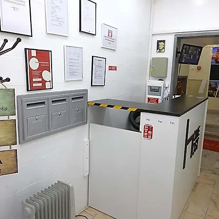 אכסניה Host ליסבון