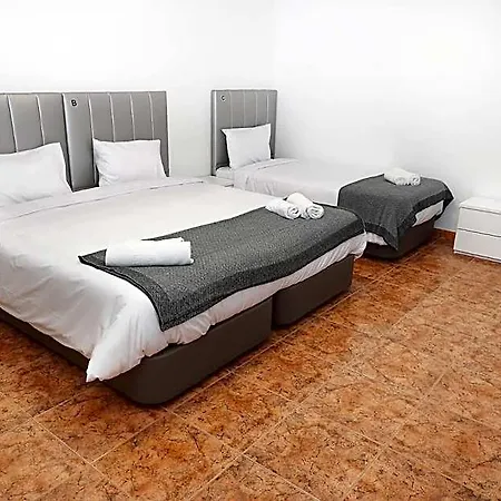 Host بيت شباب Lisboa