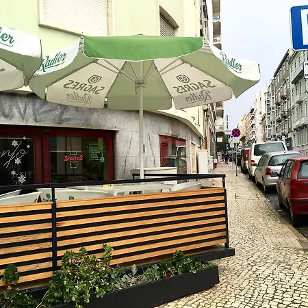 Host Hostal *