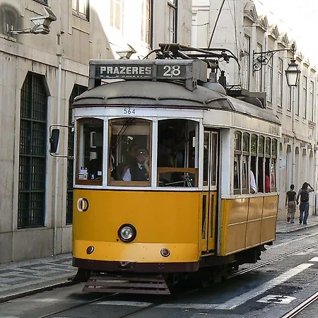 Host Lissabon